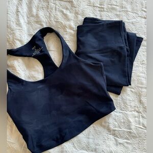 Aqua sports bra and leggings set camo navy size medium
